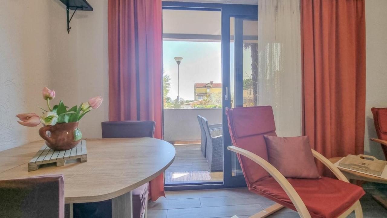 Enio Lägenhet Novigrad Istria Exteriör bild